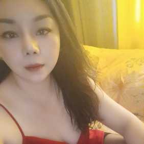 白云江夏大胸 - 凯莉