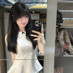 罗湖清纯反差学生妹外出 - 琳琳