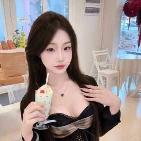 白云-08嫩妹潮喷水骚纯欲圣-小骚