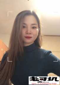 罗湖晒布丰满少妇-青草